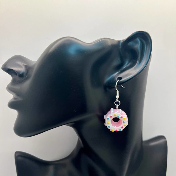 Sprinkle Donut Earrings - Strawberry Icing Donut Accessories - Food Earrings - Picture 9 of 9